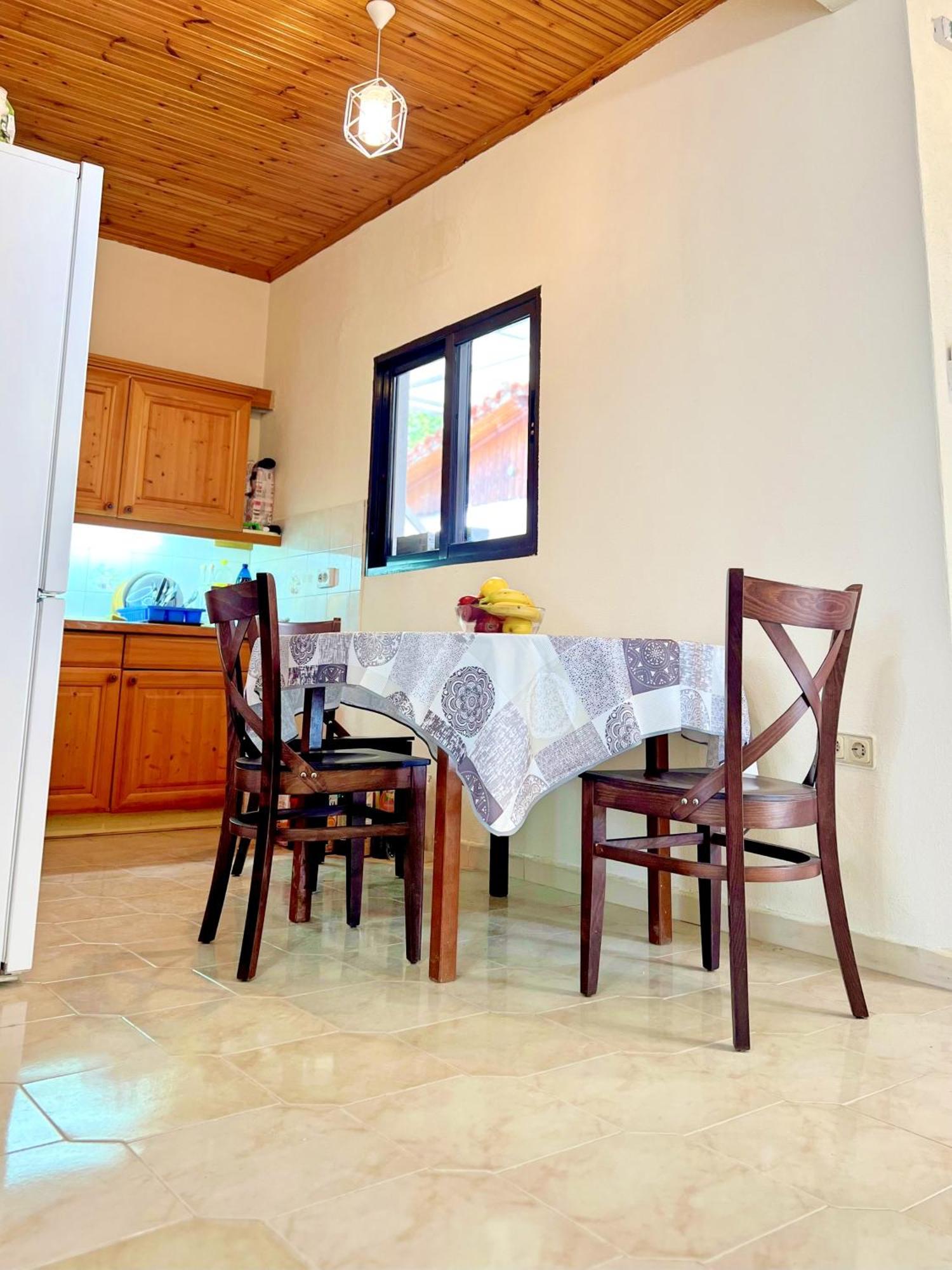 Guest House Julia Stavros  Ngoại thất bức ảnh